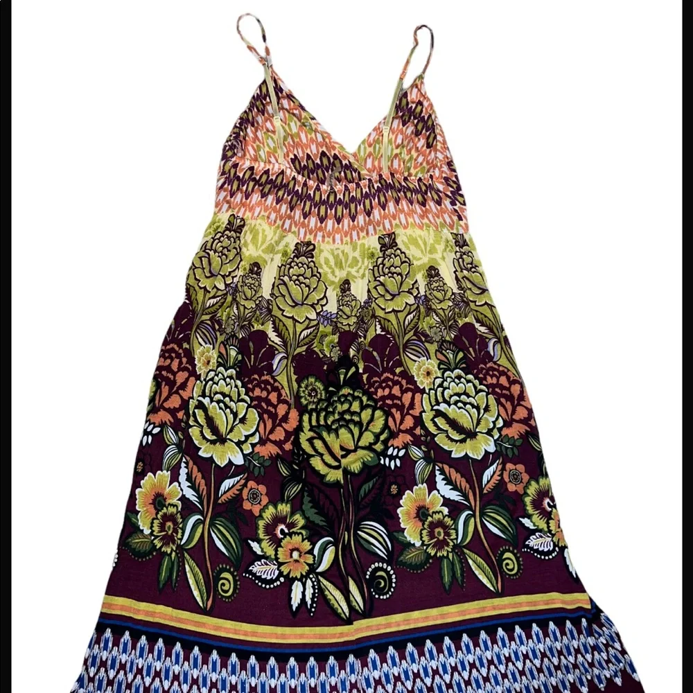 Pinkerton Sundress. Size Medium. Top has bra pads. - Picture 4 of 5